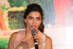 Deepika Padukone at Finding Fanny Promotional Event in Hyderabad on 2nd Sept 2014 (452)_5406c3109b1bf.jpg