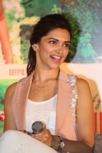 Deepika Padukone at Finding Fanny Promotional Event in Hyderabad on 2nd Sept 2014 (459)_5406c31ab1f3c.jpg