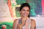Deepika Padukone at Finding Fanny Promotional Event in Hyderabad on 2nd Sept 2014 (474)_5406c32f12d35.jpg