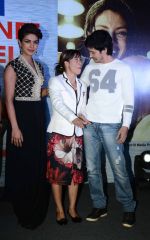 Priyanka Chopra with Mary Kom in Delhi to promote Mary Kom on 2nd Sept 2014 (26)_5406c6fc72d73.jpg