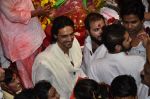 Arjun Rampal visit Lalbaugcha Raja in Mumbai on 6th Sept 2014 (137)_540bf297bac29.JPG