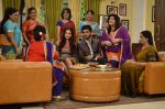 Arjun Kapoor and Deepika Padukone on the sets of Star Plus serial in Chandivili on 9th Sept 2014 (62)_54104d81e1551.JPG