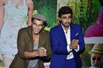 Arjun Kapoor, Ranveer Singh at Finding Fanny screening for Big B in Sunny Super Sound on 10th Sept 2014 (45)_541148ced68b4.JPG