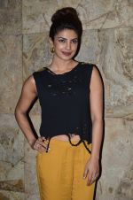 Priyanka Chopra snapped at a screening in Lightbox on 10th Sept 2014 (42)_54114b9cf0823.JPG