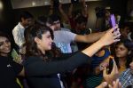 Priyanka Chopra promotes Mary Kom at Reliance outlet in Mumbai on 11th Sept 2014 (103)_5412a06fd9d31.JPG