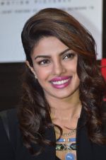 Priyanka Chopra promotes Mary Kom at Reliance outlet in Mumbai on 11th Sept 2014 (37)_5412a0c782ed2.JPG