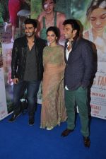Arjun Kapoor, Deepika Padukone, Ranveer Singh at Finding Fanny success bash in Bandra, Mumbai on 15th Sept 2014 (169)_5417ec0eb4541.JPG