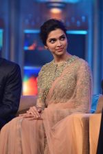 Deepika Padukone at the Audio release of Happy New Year on 15th Sept 2014 (363)_541851f90c122.JPG