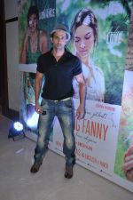 Hrithik Roshan at Finding Fanny success bash in Bandra, Mumbai on 15th Sept 2014 (2)_5417eb250108a.JPG