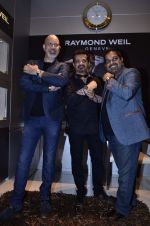  Shankar Mahadevan, Ehsaan Noorani and Loy Mendonsa at Raymond Weil Store launch in Mumbai on 16th Sept 2014 (70)_54193d4d9991d.JPG