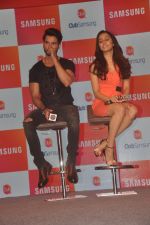Shahid Kapoor & Shraddha Kapoor at Haider promotion with Club Samsung in Mumbai on 17th Sept 2014 (34)_541ab516d56a1.JPG