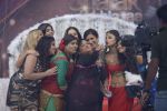 Bharti Singh at the grand finale of Jhalak Dikhhla Jaa in Filmistan, Mumbai on 18th Sept 2014 (216)_541c1a9011350.JPG