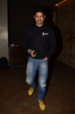 Farhan Akhtar at the special screening of Khoobsurat hosted by Anil Kapoor in Lightbox on 18th Sept 2014 (204)_541c22c06d649.JPG