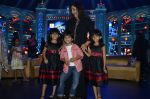 Farah Khan snapped with triplets in HNY Music Launch on 20th Sept 2014 (2)_541eb48813494.JPG