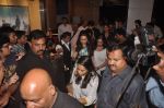 Shraddha Kapoor unveil Haider Song with Flash mob in Mumbai on 19th Sept 2014 (61)_541e61286dfb1.JPG