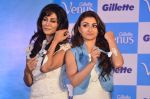 Chitrangada Singh & Soha Ali Khan unveil Gillette_s new series in Palladium on 25th Sept 2014 (217)_542560551530e.JPG