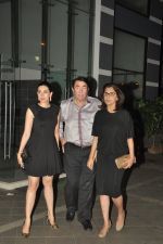 Karisma Kapoor, Randhir Kapoor, Neetu Singh at Sanjay Kapoor_s bash for his mom in Mumbai on 26th Sept 2014 (61)_5426a6804c170.JPG