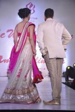 RJ Archana, Salil Acharya at Wedding Show by Amy Billiomoria in Mumbai on 28th Sept 2014 (270)_5429998ac1c2a.JPG