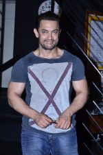 Aamir Khan snapped at Prithivi in Mumbai on 30th Sept 2014 (22)_542bdfa10c044.JPG