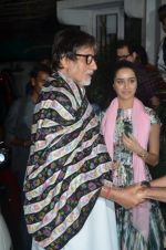 Amitabh Bachchan, Shraddha Kapoor at Haider screening in Sunny Super Sound on 30th Sept 2014 (311)_542be193700e7.JPG