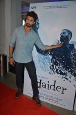Shahid Kapoor at Haider screening in Sunny Super Sound on 30th Sept 2014 (81)_542be4aacbadb.JPG