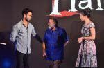 Shahid Kapur, Pankaj Kapur, Shraddha Kapoor at Haider book launch in Taj Lands End on 30th Sept 2014 (126)_542be98a1d3bd.JPG