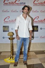 Hrithik Roshan at Criticare hospital launch in Mumbai on 4th Oct 2014 (336)_54312bea8c5af.JPG