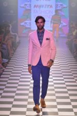 Model walks for Men_s Health show at Myntra fashion week day 2 on 4th Oct 2014 (115)_5430bc82d3122.JPG