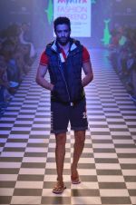 Model walks for Men_s Health show at Myntra fashion week day 2 on 4th Oct 2014 (120)_5430bc9814cd3.JPG
