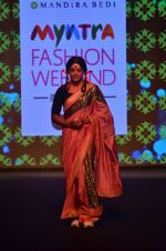Sunil Grover walk the ramp for Mandira Bedi Show on day 3 of Myntra fashion week on 5th Oct 2014 (327)_54313f145acbc.JPG