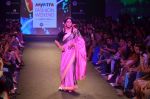 Sunil Grover walk the ramp for Mandira Bedi Show on day 3 of Myntra fashion week on 5th Oct 2014 (348)_54313fc0c1621.JPG
