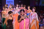 Sunil Grover, Mandira Bedi walk the ramp for Mandira Bedi Show on day 3 of Myntra fashion week on 5th Oct 2014 (422)_543141829cc19.JPG