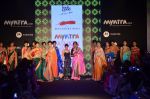 Sunil Grover, Mandira Bedi walk the ramp for Mandira Bedi Show on day 3 of Myntra fashion week on 5th Oct 2014 (449)_543142239e05a.JPG