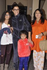 Sushmita Sen snapped with family at PVR on 4th Oct 2014 (18)_5430d64103d08.JPG