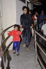 Sushmita Sen snapped with family at PVR on 4th Oct 2014 (24)_5430d65a5c49c.JPG