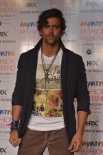 Hrithik Roshan walks for HRX at Myntra Fashion Weekend Finale in Mumbai on 5th Oct 2014 (95)_5432203bb6d78.JPG