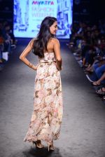 Lisa Haydon walk the ramp on day 3 of Myntra fashion week in Mumbai on 5th Oct 2014 (229)_54322006e1a85.JPG