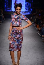 Model walk the ramp on day 3 of Myntra fashion week in Mumbai on 5th Oct 2014 (213)_54321f4076685.JPG