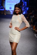 Model walk the ramp on day 3 of Myntra fashion week in Mumbai on 5th Oct 2014 (248)_543220ad1f258.JPG