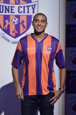 at FC Goa jersy launch in Trident, Mumbai on 5th Oct 2014 (19)_5432239a993cf.JPG