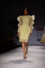 Model walk the ramp for Atsu Show on wills day 1 on 8th Oct 2014  (40)_54355f518cccf.JPG