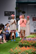 Model walk the ramp for Pero Show on wills day 1 on 8th Oct 2014  (1)_54355f2de734a.JPG