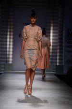 Model walk the ramp for Pankaj Nidhi Show on wills day 2 on 9th Oct 2014 (40)_543770032c9e4.JPG
