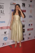 Deepika Padukone at 16th Mumbai Film Festival in Mumbai on 14th Oct 2014 (513)_543e21c834371.JPG