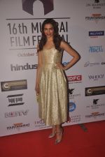Deepika Padukone at 16th Mumbai Film Festival in Mumbai on 14th Oct 2014 (533)_543e21d1d2d27.JPG