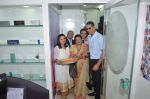 Akshay Kumar inaugurated Dr. Trasi_s _La Piel_ Clinic in Mumbai on 19th Oct 2014 (4)_5444b9ac6f934.JPG