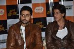 Shahrukh Khan, Abhishek Bachchan at Mad Over Donuts - Happy New Year contest winners meet in Mumbai on 19th Oct 2014 (209)_544509fc41405.JPG
