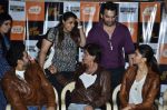 Shahrukh Khan, Deepika Padukone, Abhishek Bachchan at Mad Over Donuts - Happy New Year contest winners meet in Mumbai on 19th Oct 2014 (140)_54450a0dbbe69.JPG