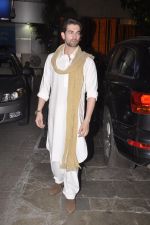 Neil Mukesh at Amitabh Bachchan and family celebrate Diwali in style on 23rd Oct 2014 (33)_544a490de9c4e.JPG
