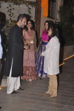 Raveena Tandon at Amitabh Bachchan and family celebrate Diwali in style on 23rd Oct 2014 (102)_544a49b652ba7.JPG
